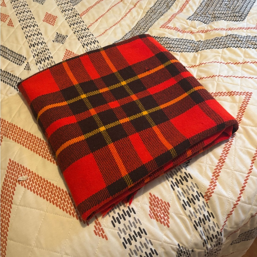 Plaid Red and Black Throw Blanket vintage